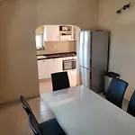 Apartament In With Air Conditioning, Wifi, Washing Machine, Dishwasher Vrsi