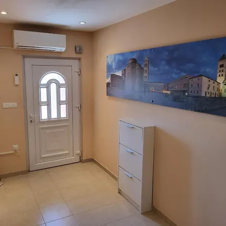 In With Air Conditioning, Wifi, Washing Machine, Dishwasher *