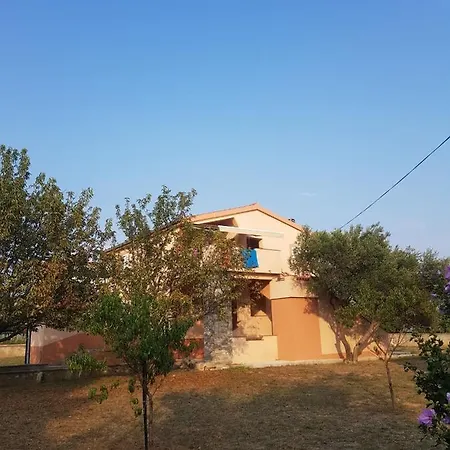 Apartment In With Air Conditioning, Wifi, Washing Machine, Dishwasher Vrsi