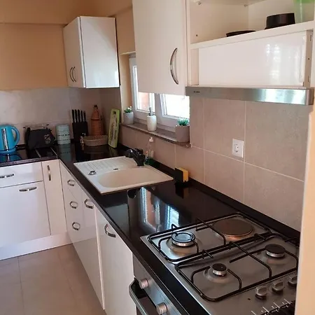 In With Air Conditioning, Wifi, Washing Machine, Dishwasher Apartamento *