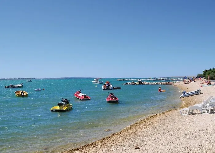 Lägenhet In With Air Conditioning, Wifi, Washing Machine, Dishwasher Vrsi